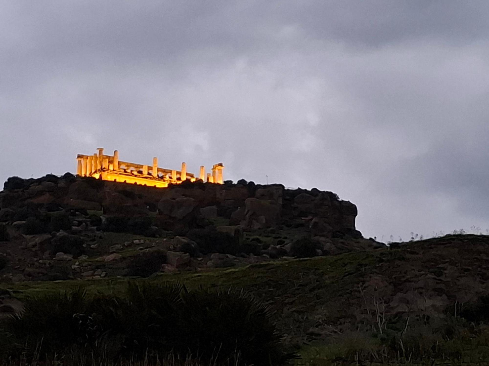 B&B Le Lumie "Il Cortiletto Del Centro" Agrigento Eksteriør bilde