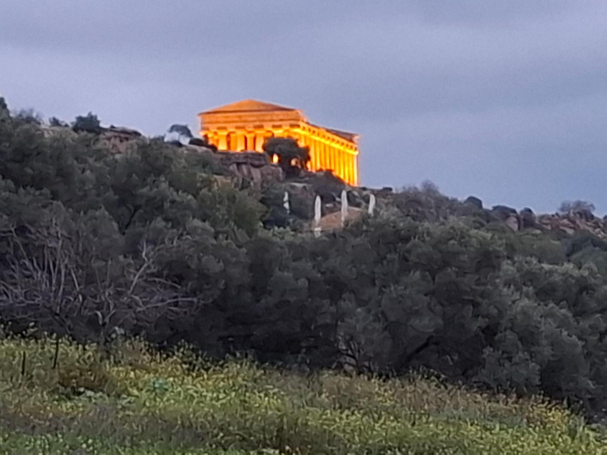B&B Le Lumie "Il Cortiletto Del Centro" Agrigento Eksteriør bilde