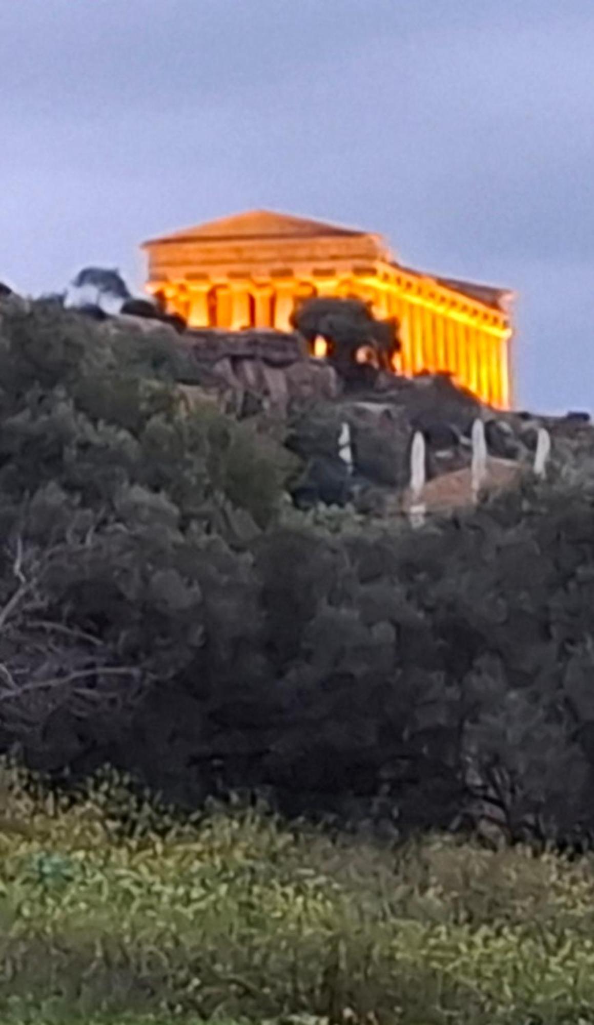 B&B Le Lumie "Il Cortiletto Del Centro" Agrigento Eksteriør bilde
