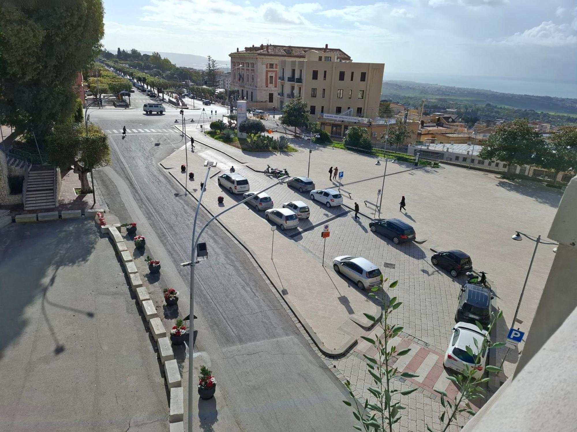 B&B Le Lumie "Il Cortiletto Del Centro" Agrigento Eksteriør bilde